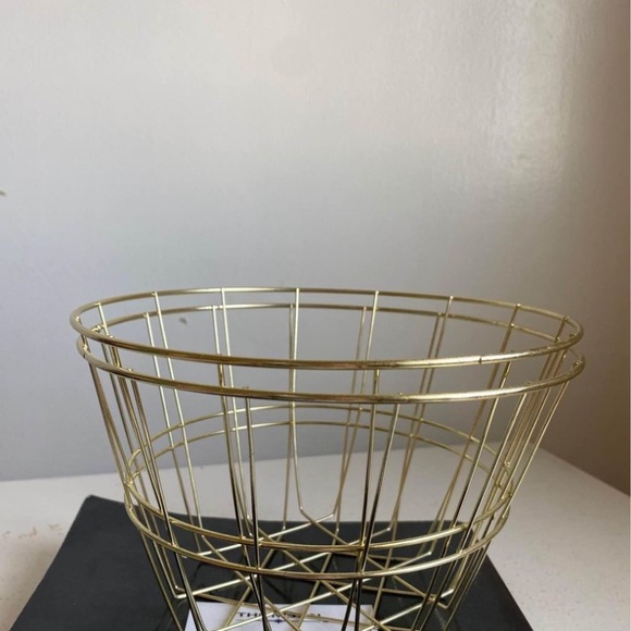 Set of 2 Nested Classic Gold Mesh Wire Basket Trays for Storage and Organizing - Picture 5 of 5
